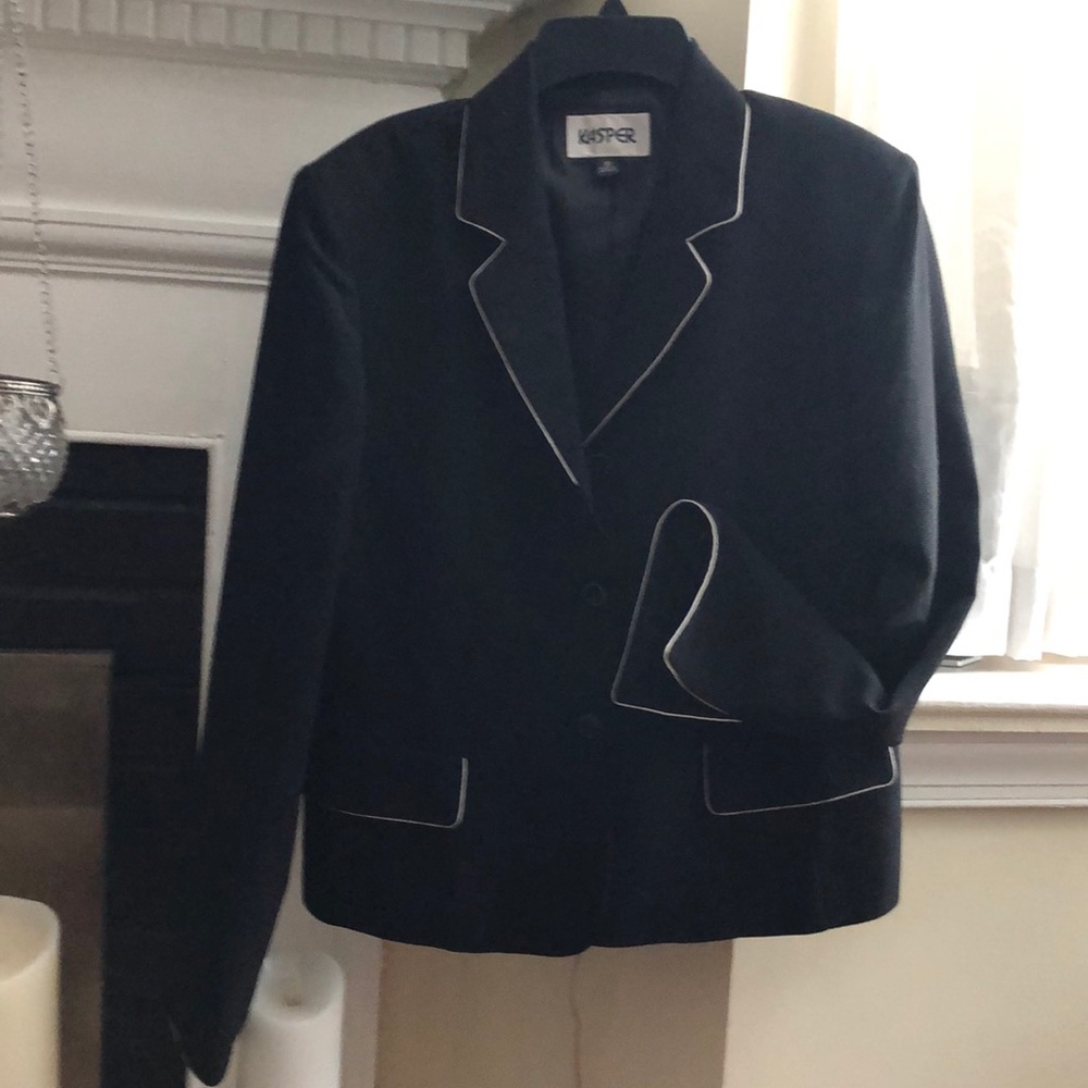 Black & White 2pc suit